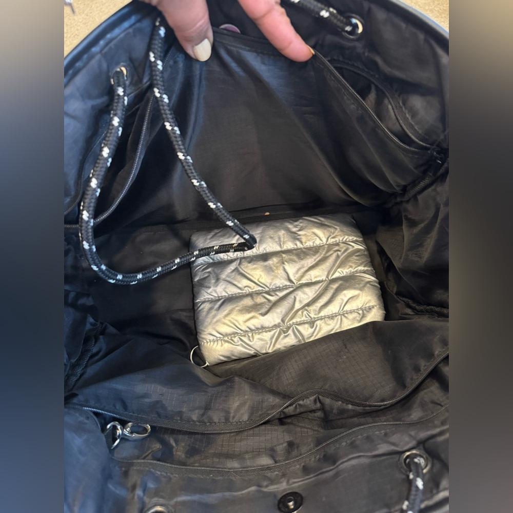 Ahdorned Puffer Tote View 4